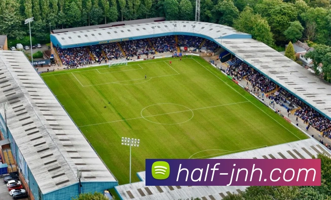 武汉篮球队的节奏揭秘：激情与技巧交织的篮球盛宴